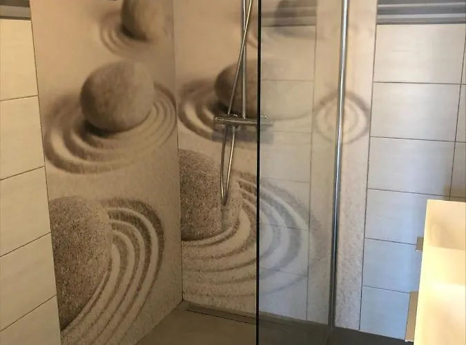 Entire In - 2 Bedrooms * Schieren