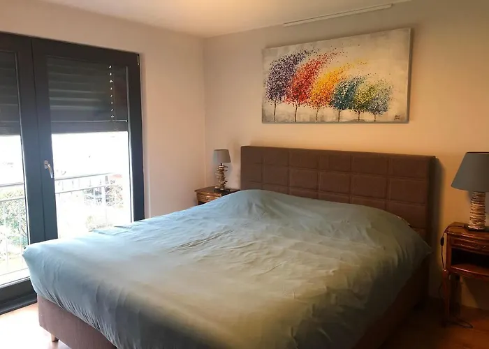 Appartamento Entire In - 2 Bedrooms *